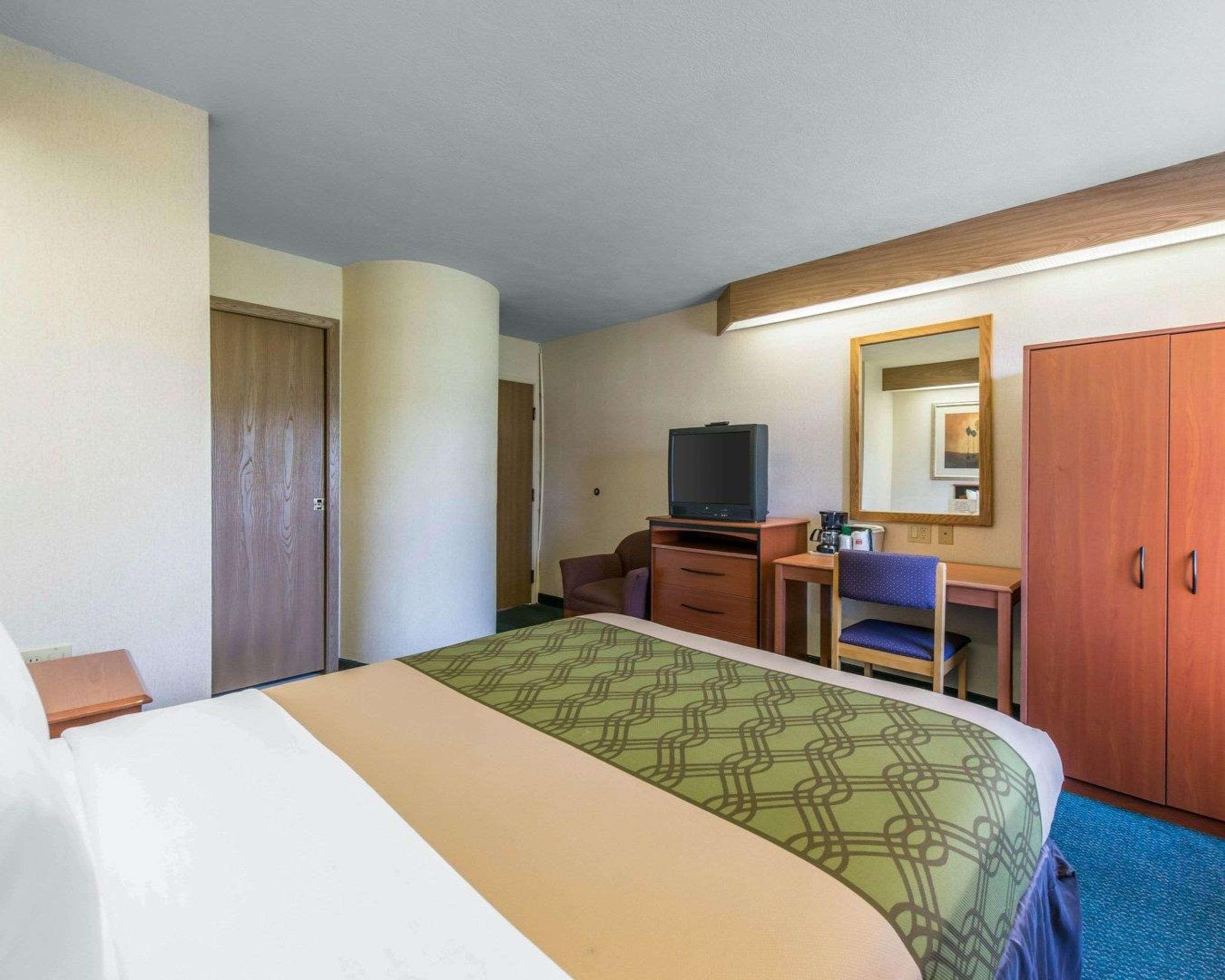 Econo Lodge North Academy Colorado Springs Exteriör bild